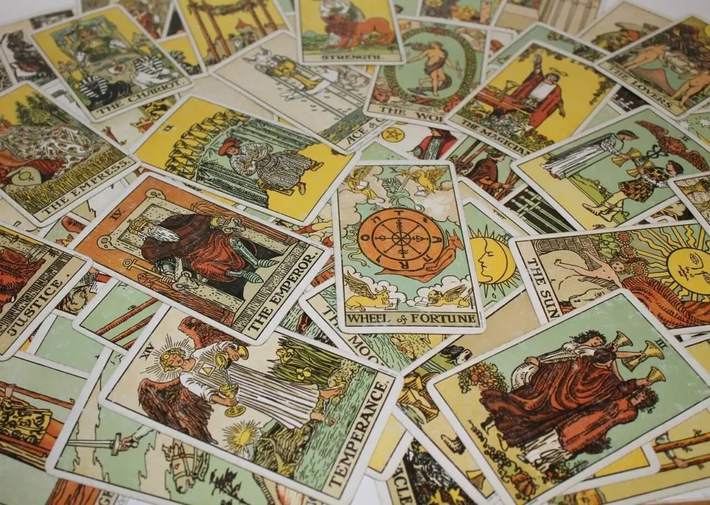 There a Correct Way to Shuffle Tarot Cards
