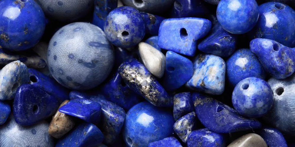 Stones for Throat Chakra: Lapis Lazuli