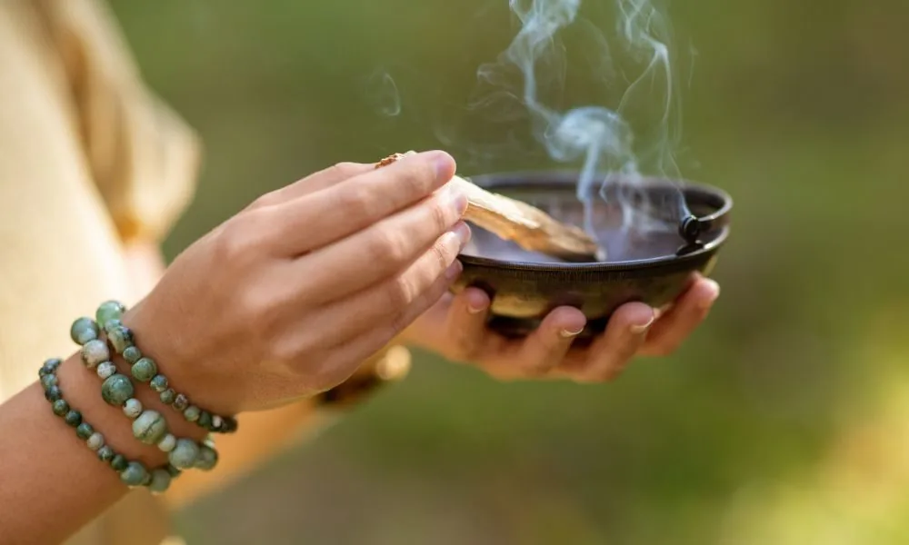 featured image for how to bless tarot cards