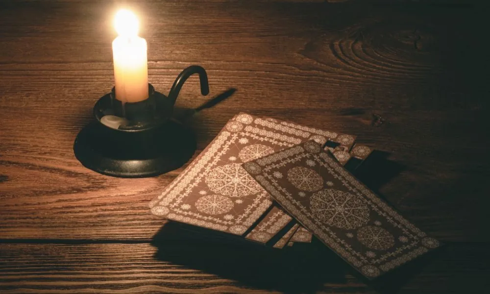 featured image for how to dispose of tarot cards